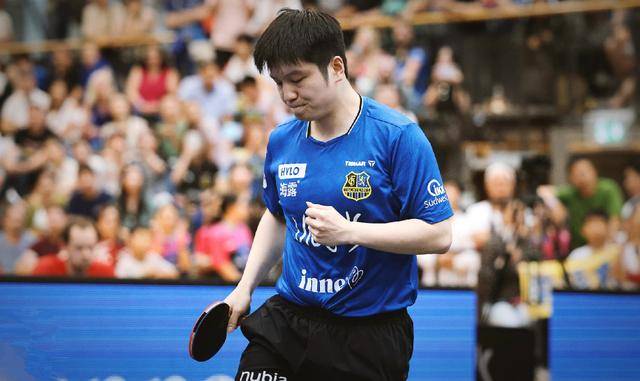 纽卡斯尔联 纽卡斯尔联