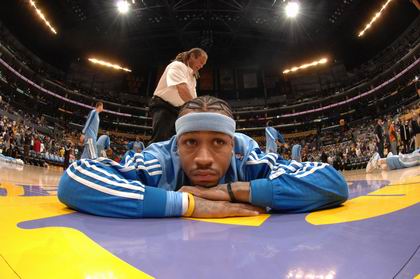 育界引发热 育界引发热