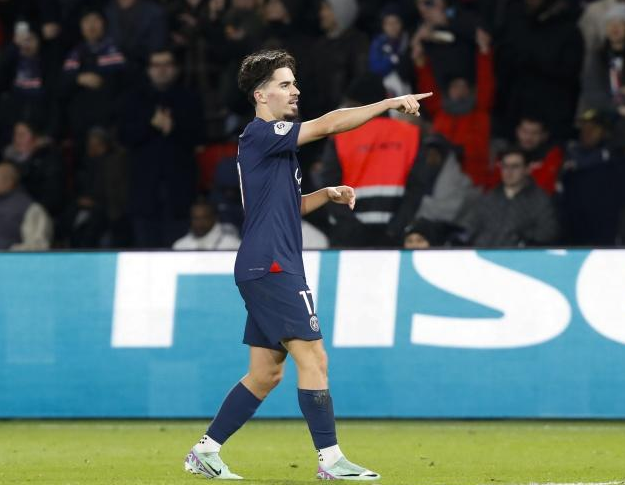 也让拜仁球 也让拜仁球